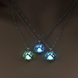 Glow In The Dark Necklace Metal Pet Cat Necklaces For Woman Animal Dog Paw Necklace Hollow Pendant Night luminous Light