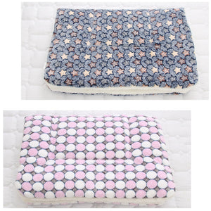 Soft Flannel Pet Mat dog Bed Winter Thicken Warm Cat Dog Blanket puppy Sleeping Cover Towel cushion for small Medium large dogs