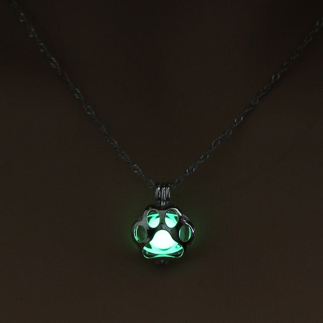 Glow In The Dark Necklace Metal Pet Cat Necklaces For Woman Animal Dog Paw Necklace Hollow Pendant Night luminous Light