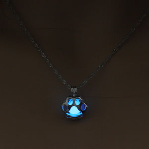 Glow In The Dark Necklace Metal Pet Cat Necklaces For Woman Animal Dog Paw Necklace Hollow Pendant Night luminous Light